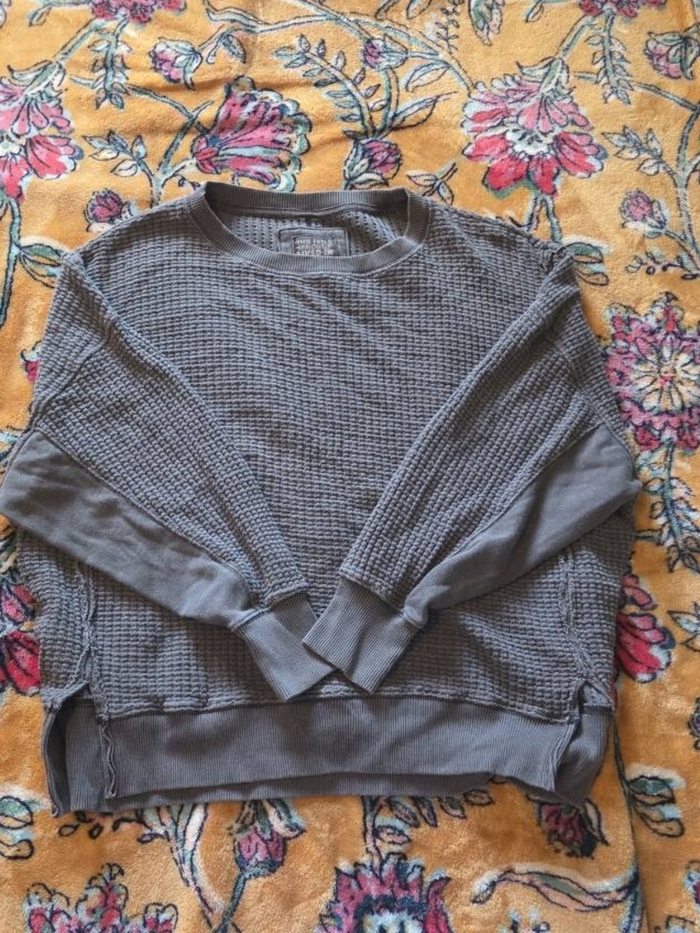 American Eagle Outfitters Gray Waffle Knit Crewneck Sweater